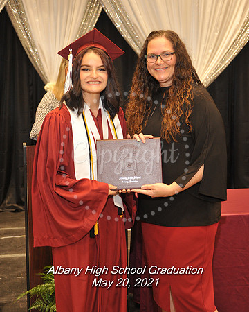 Nicolosi, Ryleigh